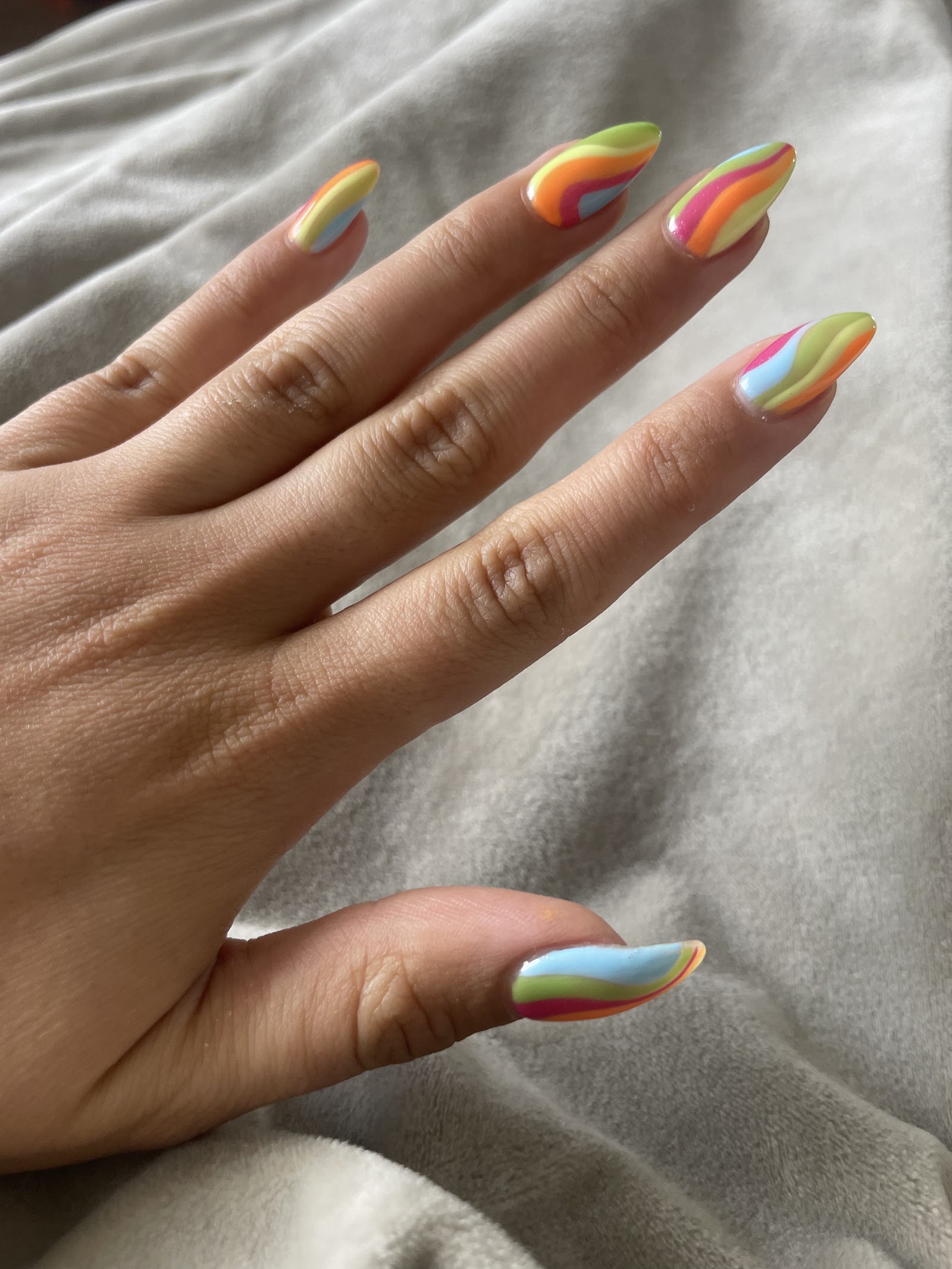 E nails and spa nail photo 2